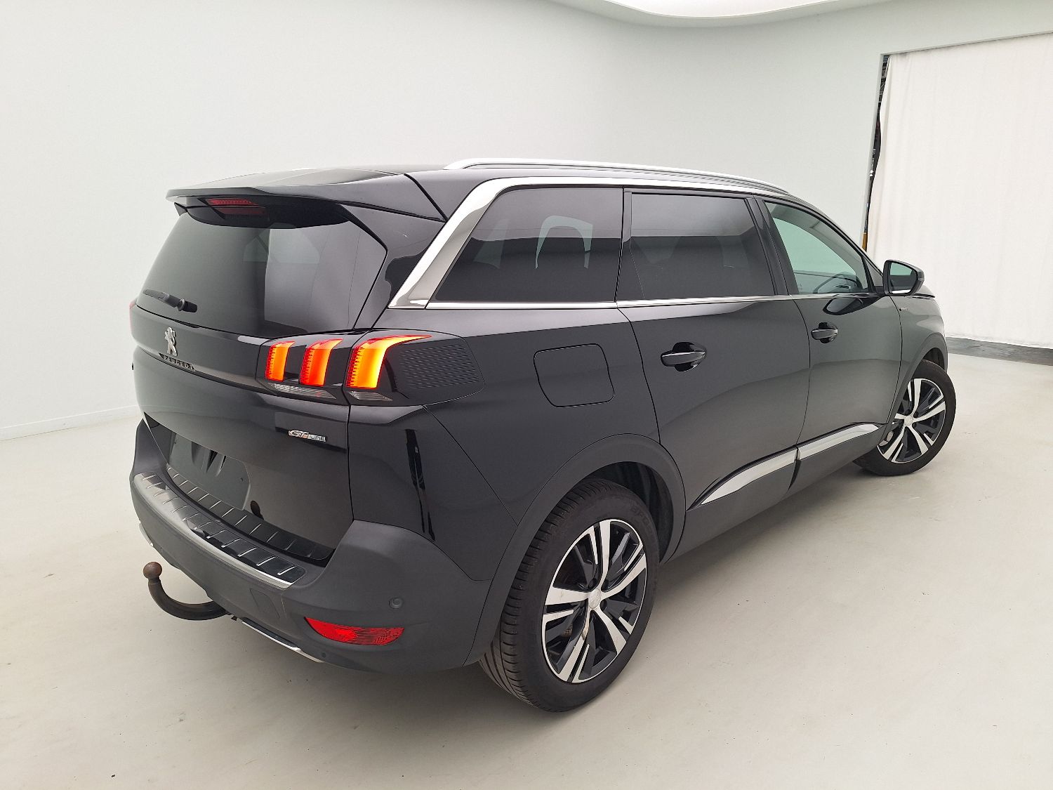 Peugeot, 5008 '16, Peugeot 5008 1.5 BlueHDi 96kW S&S EAT8 GT Line 5d photo