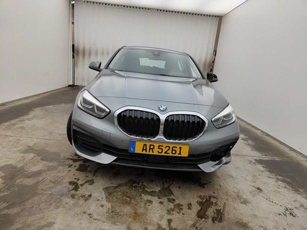 BMW 1 HATCH DIESEL - 2019 118 dA 150hp (EU6AP) 5d photo