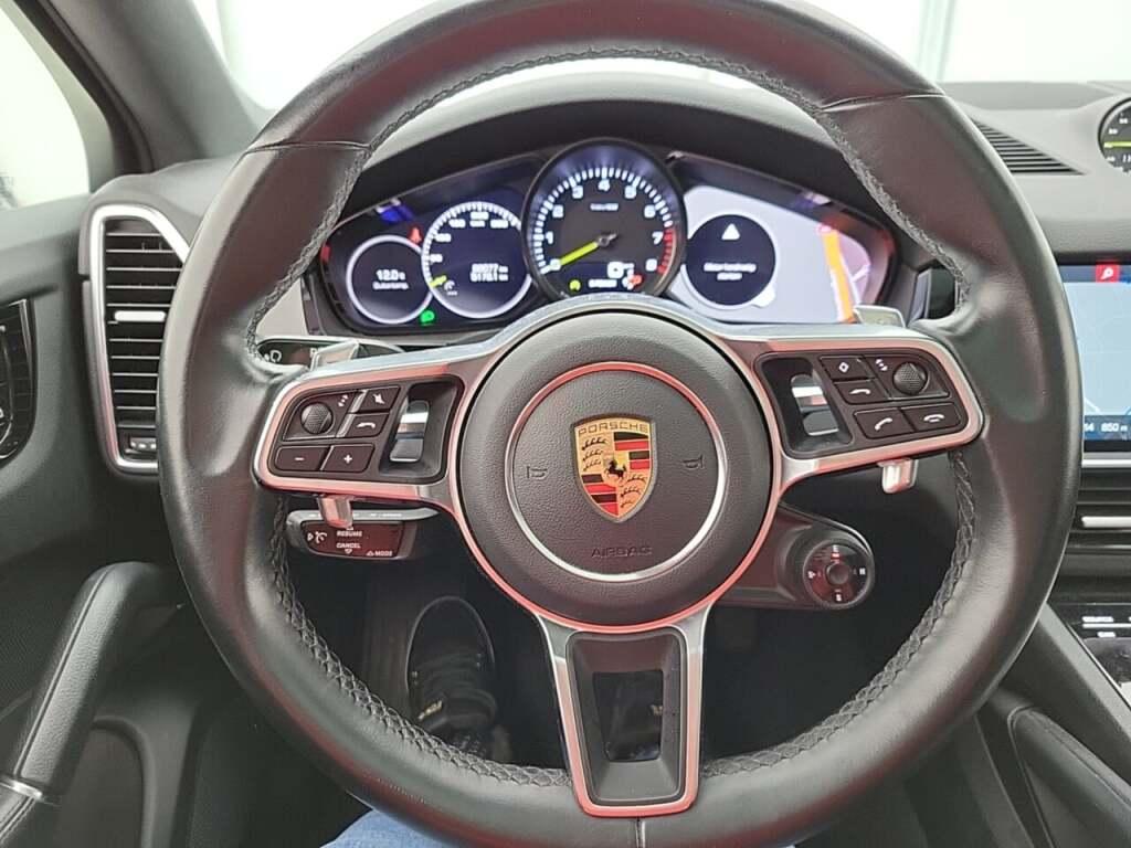 PORSCHE Cayenne Coupé 3.0 E-Hybrid Tiptronic S photo