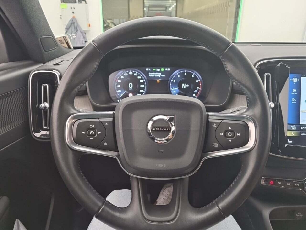 VOLVO XC40 1.5 T3 Inscription photo