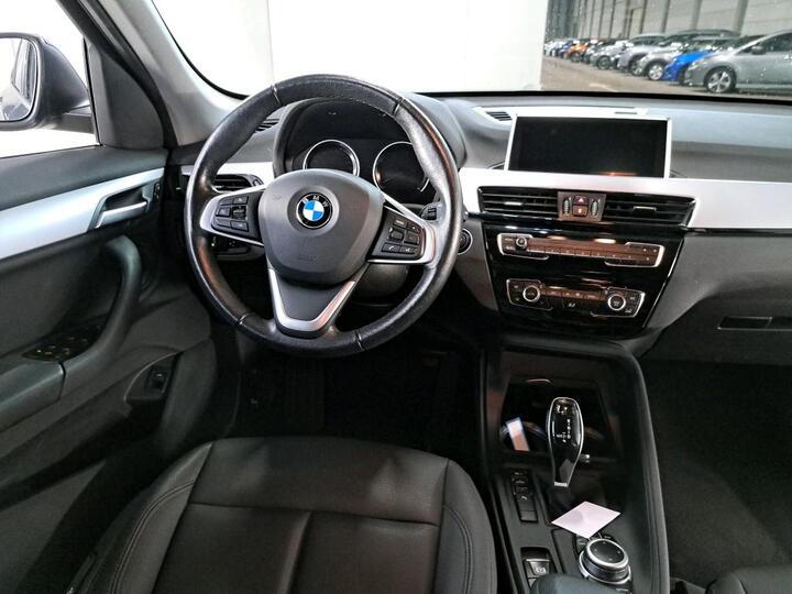 BMW X1 X1 sDrive16dA (85 kW) 85kW/116pk  5D/P Auto-7 photo