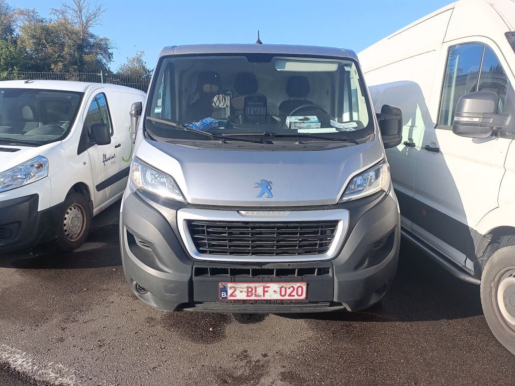 Peugeot Boxer 2.2 BlueHDi S&S 120 Premium 330 L1H1 4d !!Technical issue!! photo