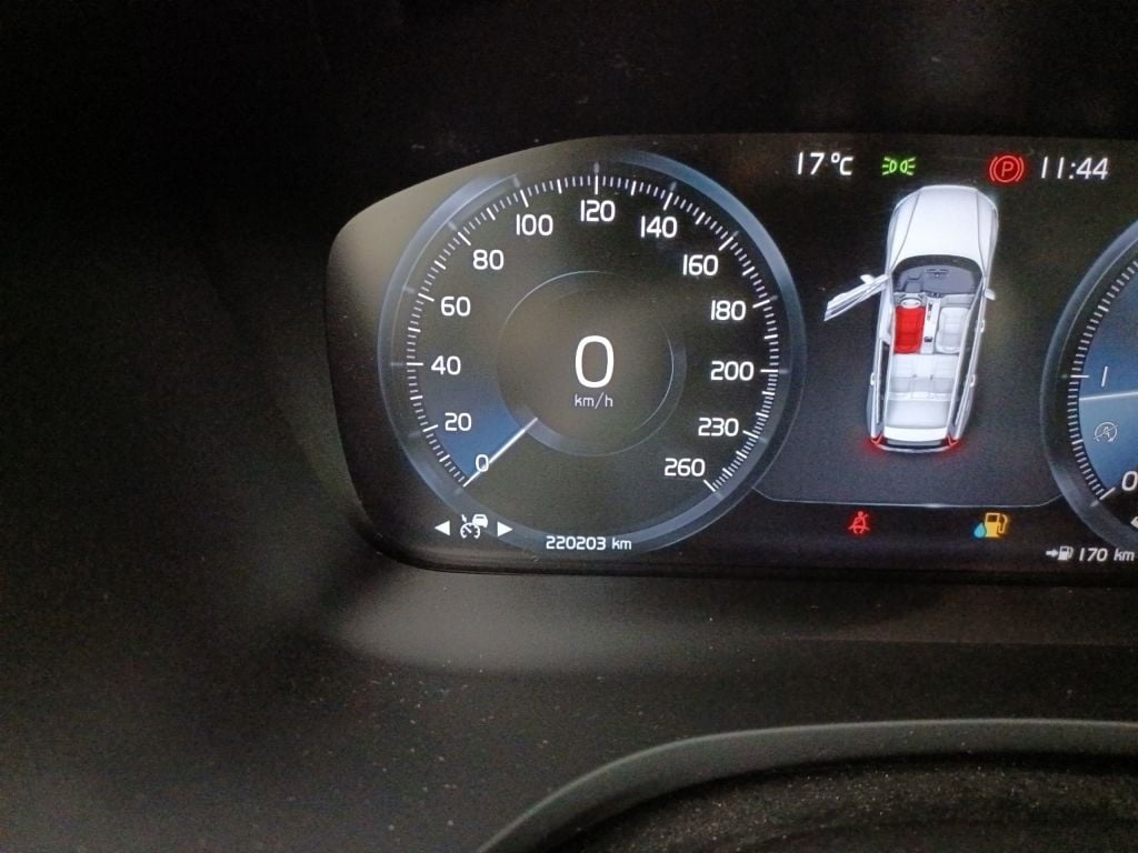 Volvo V60 D3 Geartronic Momentum Pro 5d photo