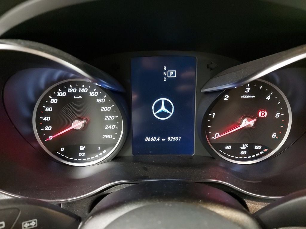 Mercedes-Benz GLC GLC 200 d Business Solution 5d photo