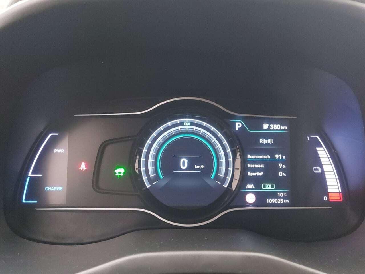 HYUNDAI Kona EV Premium 64 kWh photo