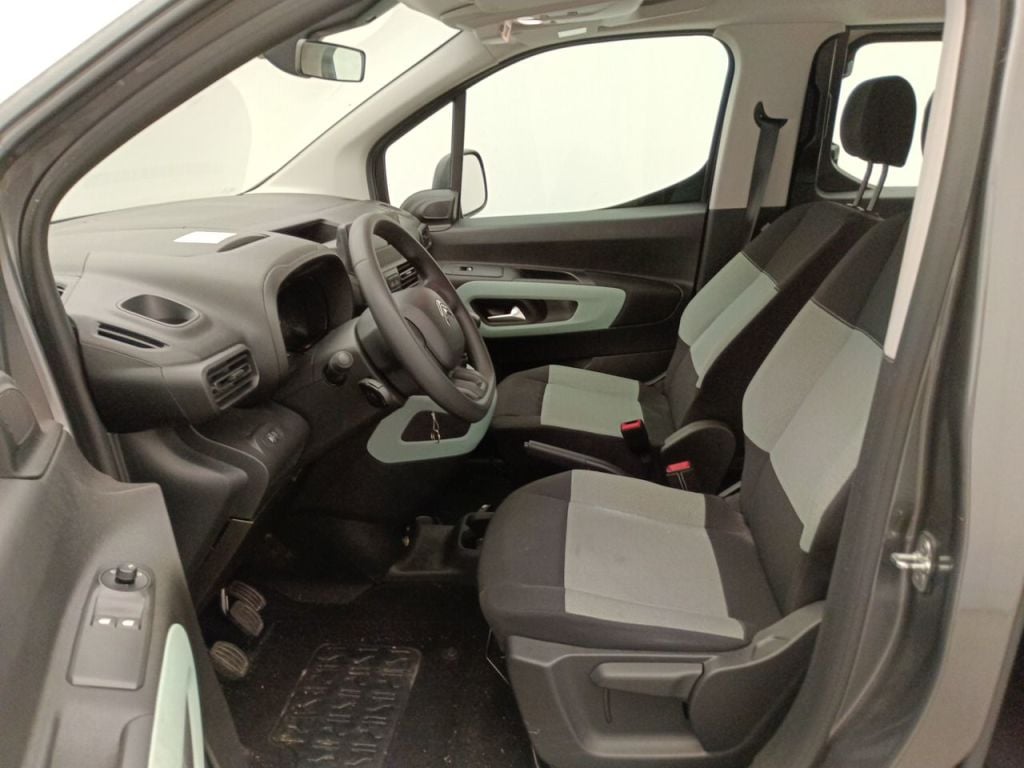 Citroën Berlingo Multispace 1.2 PureTech 110 MAN6 S&S Live M 5d photo