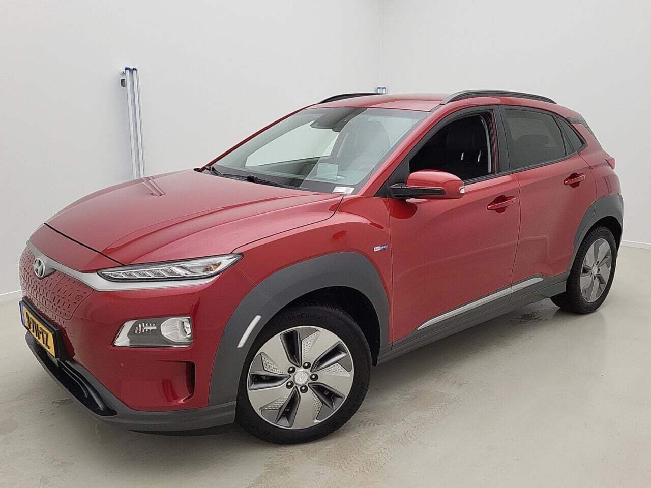 HYUNDAI Kona EV Premium 64 kWh