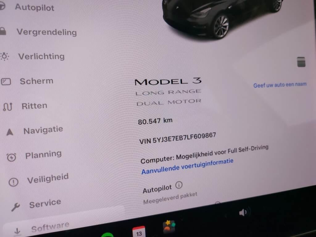 Tesla Model 3 Long Range AWD 75 kWh photo