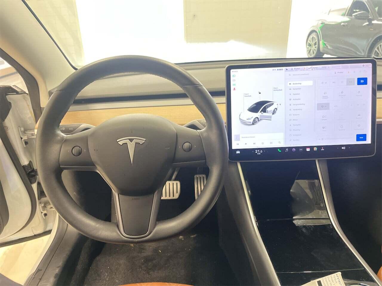 Tesla Model 3 Performance AWD 75 kWh photo