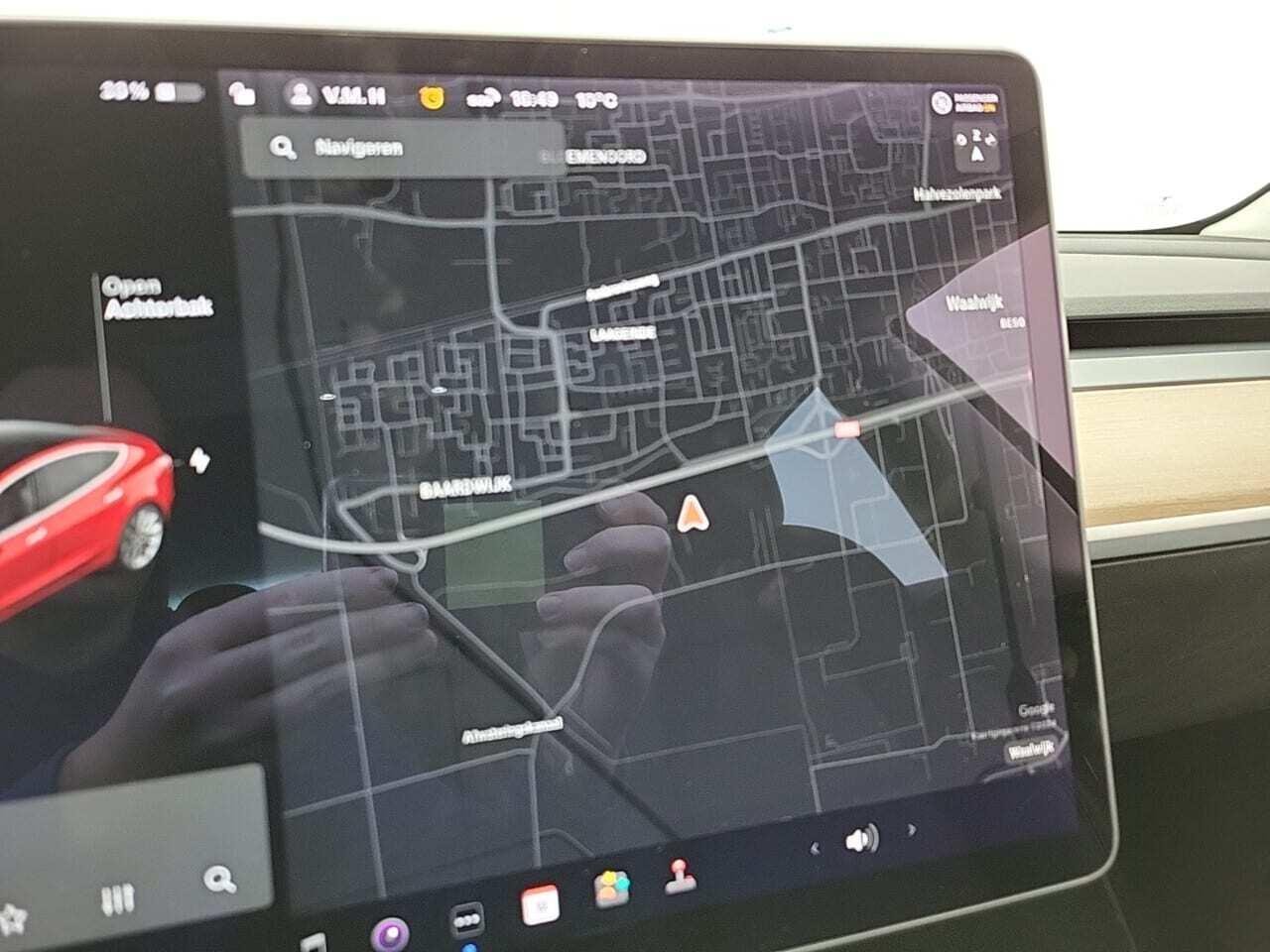 Tesla Model 3 Long Range AWD 75 kWh photo