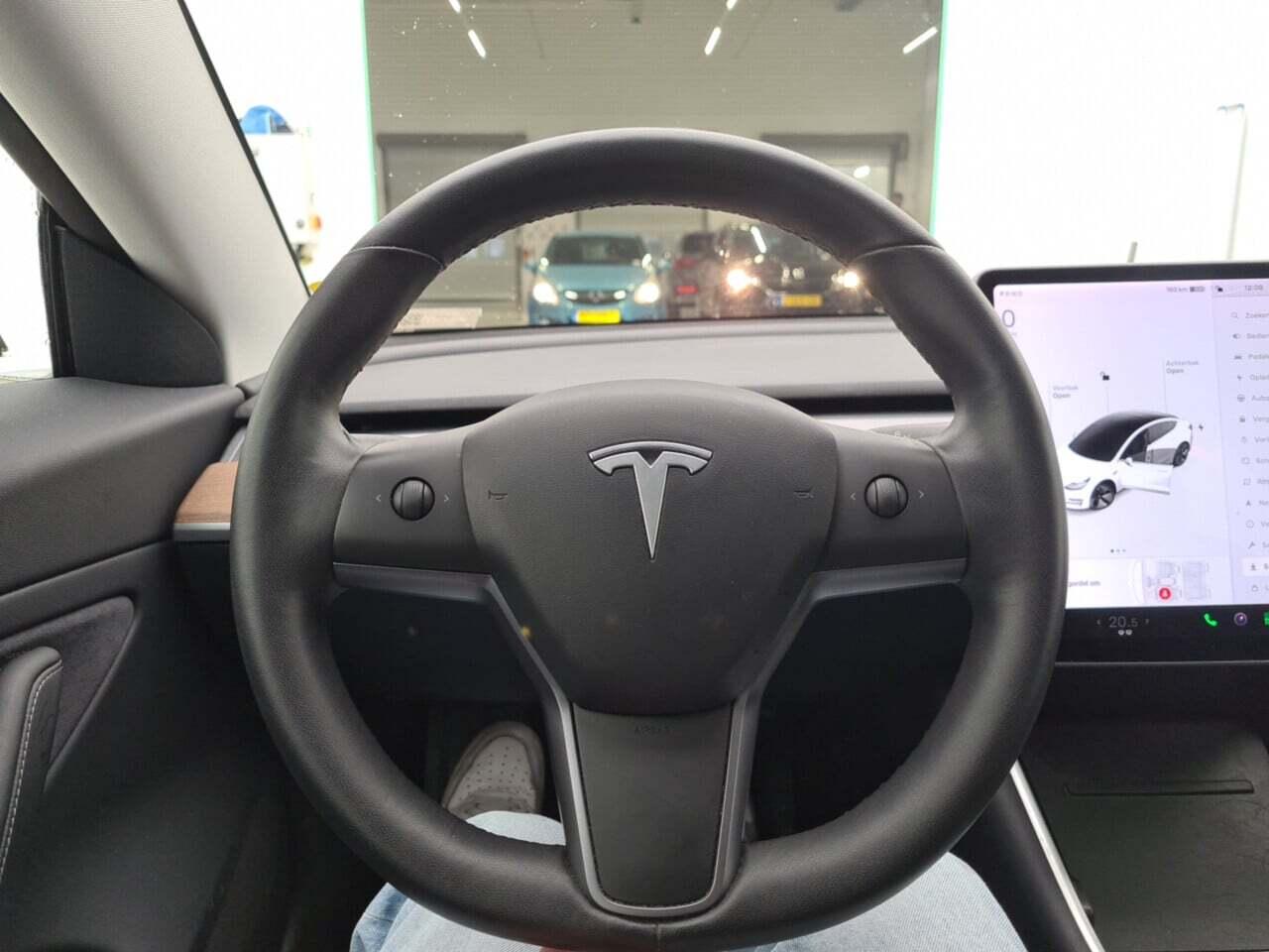 Tesla Model 3 Long Range AWD 75 kWh photo