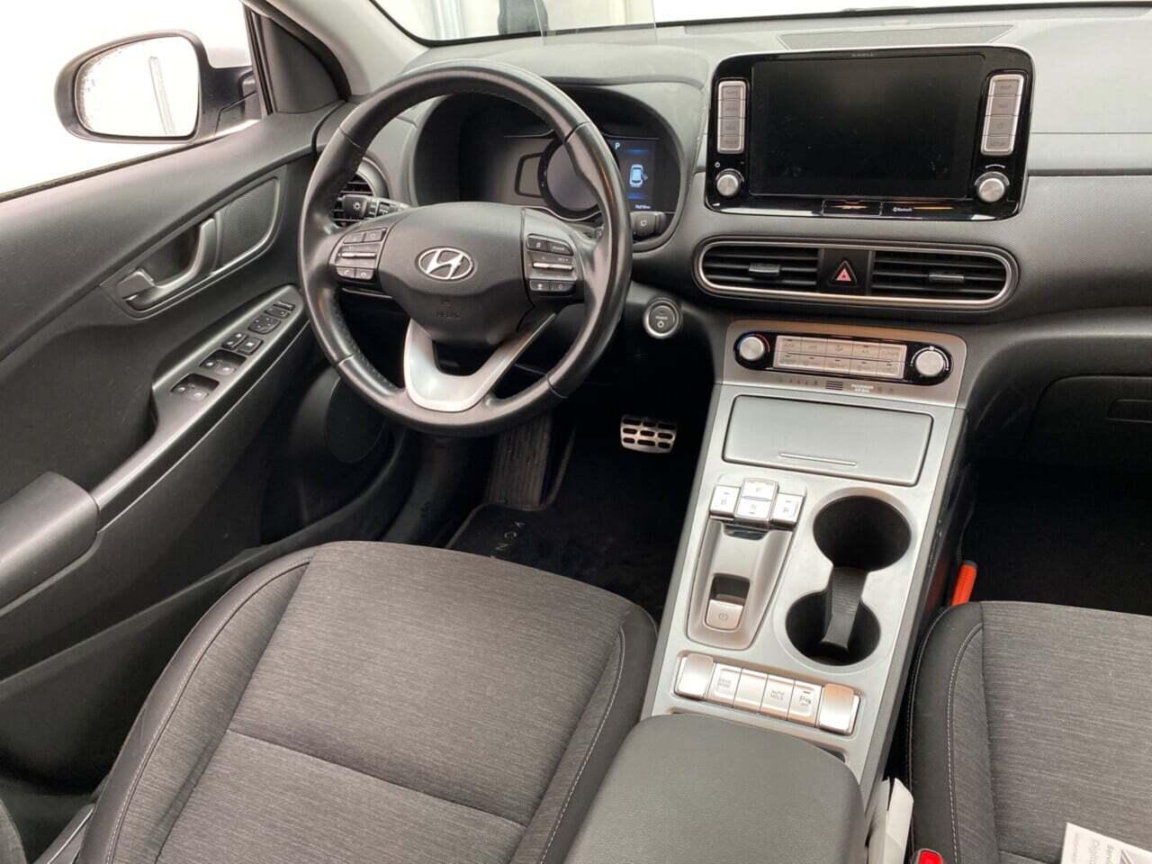 HYUNDAI Kona EV Fashion 64 kWh photo