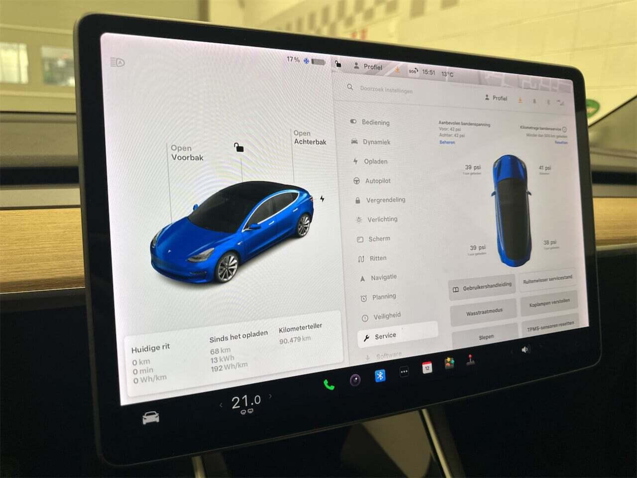 Tesla Model 3 Long Range AWD 75 kWh photo