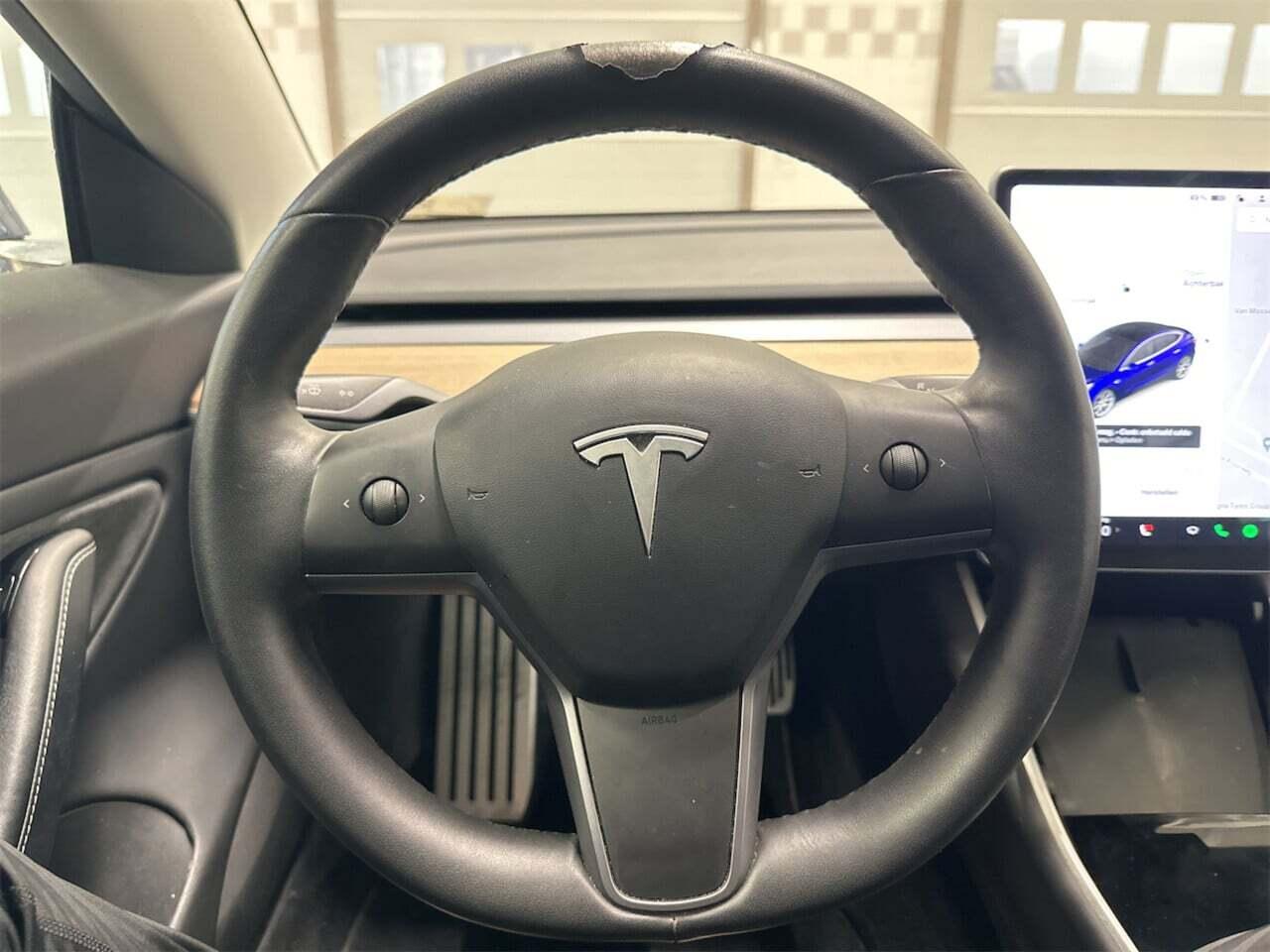 Tesla Model 3 Long Range AWD 75 kWh photo