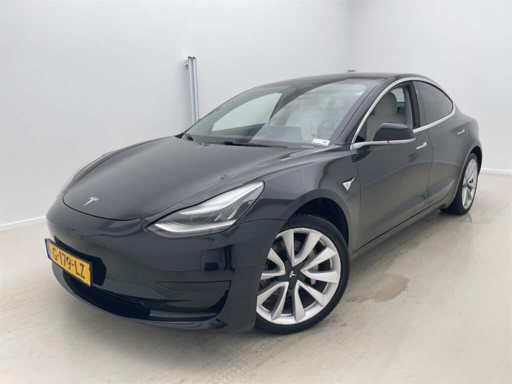 Tesla Model 3 Standard RWD Plus 60 kWh