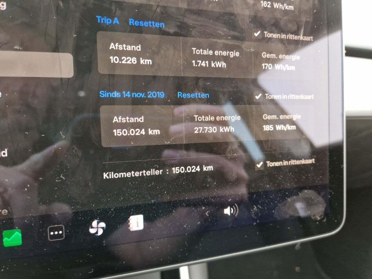 Tesla Model 3 Long Range AWD 75 kWh photo