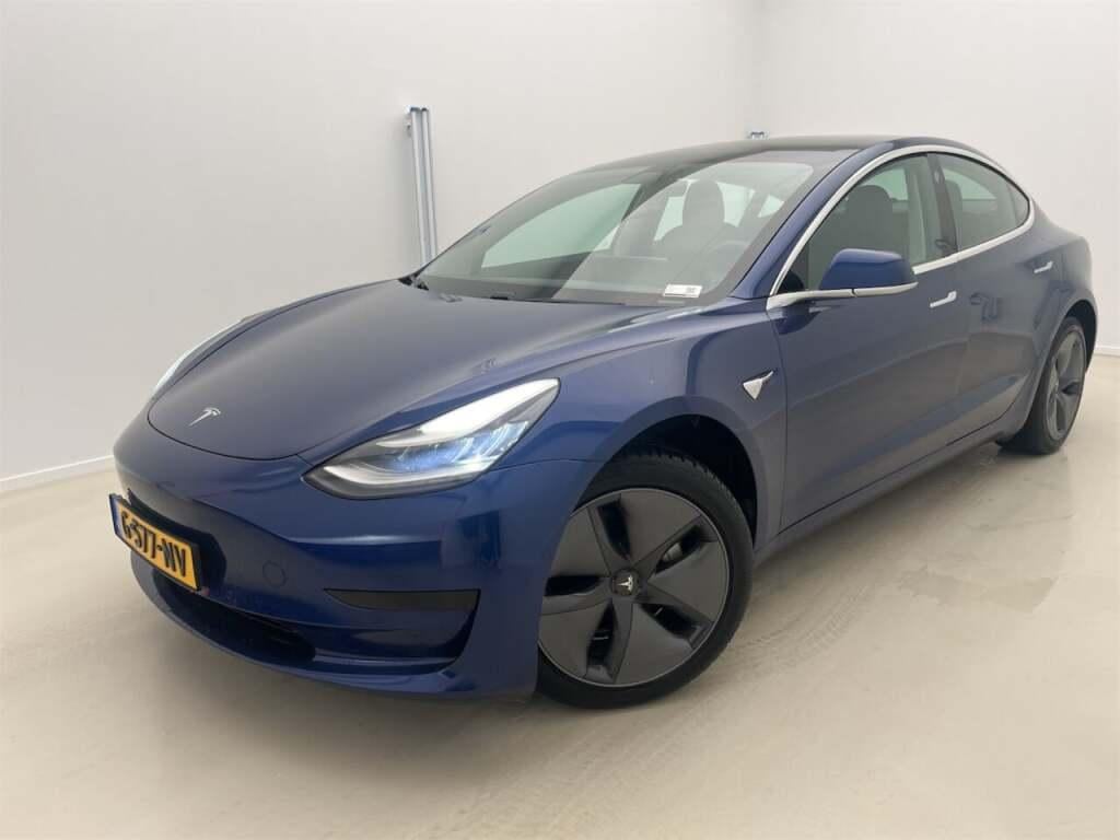 Tesla Model 3 Standard RWD Plus 60 kWh