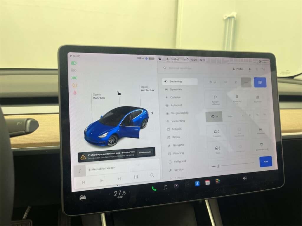 Tesla Model 3 Standard RWD Plus 60 kWh photo