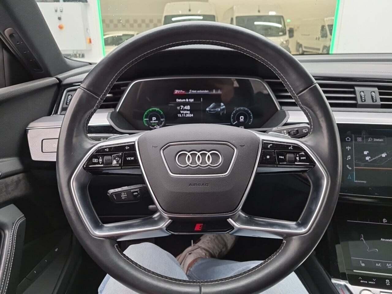 AUDI e-tron 55 Quattro Advanced 95 kWh photo