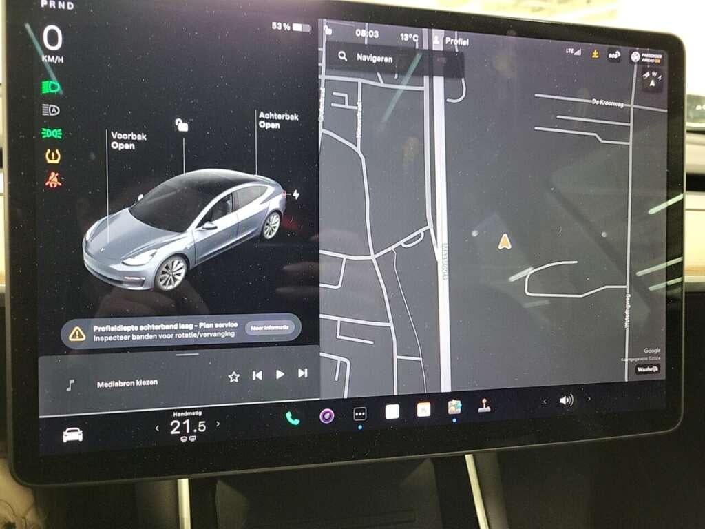 Tesla Model 3 Long Range AWD 75 kWh photo