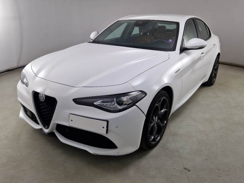 AlfaRomeo 19 ALFA ROMEO GIULIA / 2016 / 4P / BERLINA 2.2 TURBO AT8 210CV AWD Q4 VELOCE