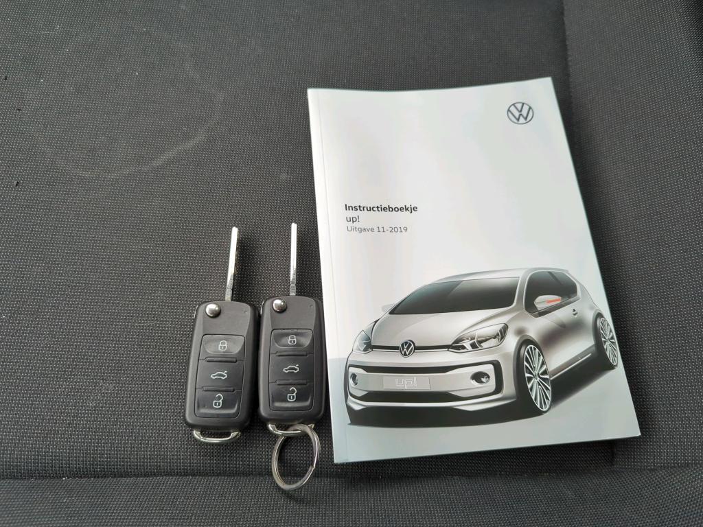 VOLKSWAGEN up! 44 kW photo