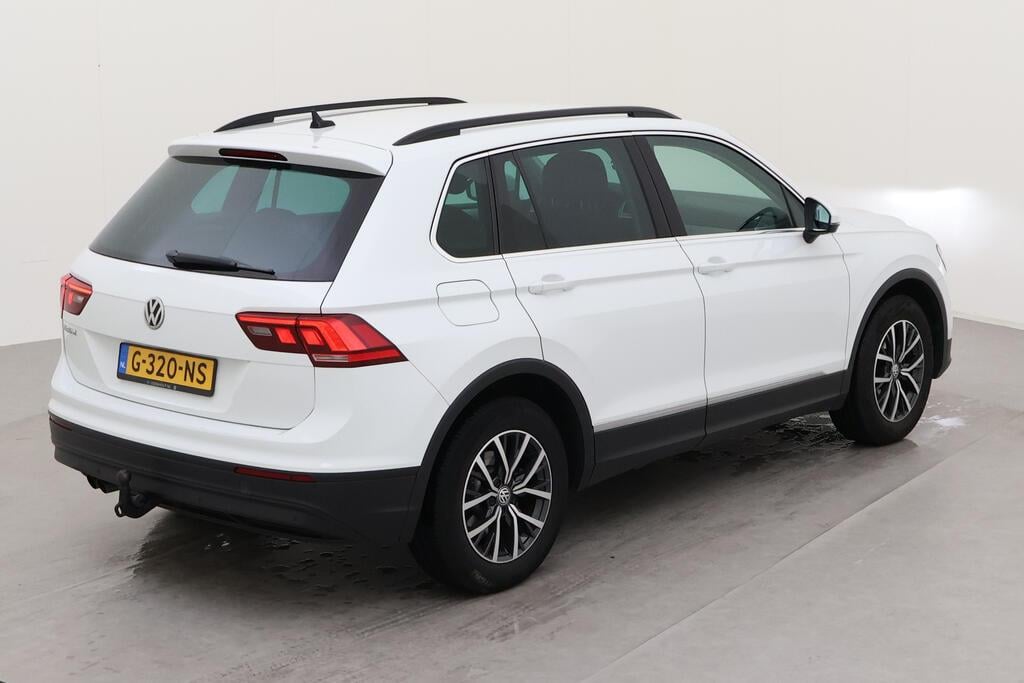 VOLKSWAGEN Tiguan 96 kW photo