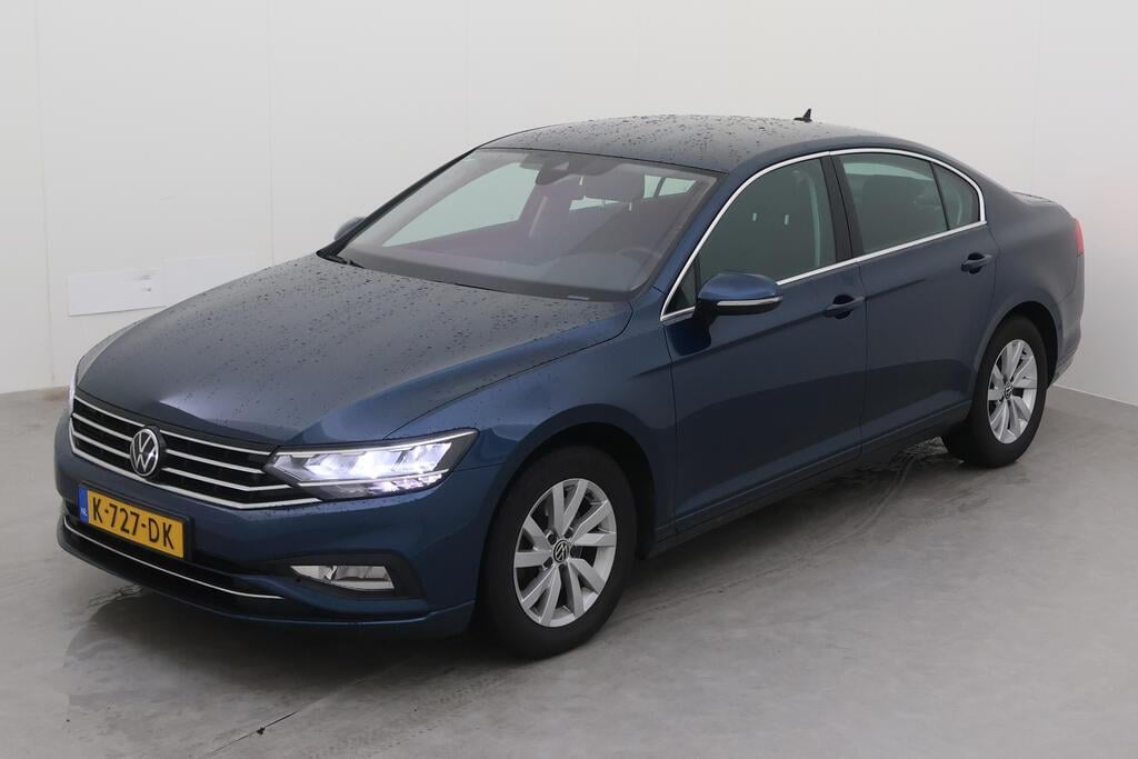 VOLKSWAGEN PASSAT 110 kW