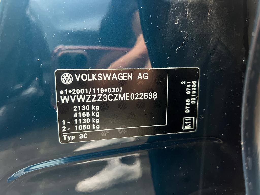 VOLKSWAGEN PASSAT 110 kW photo