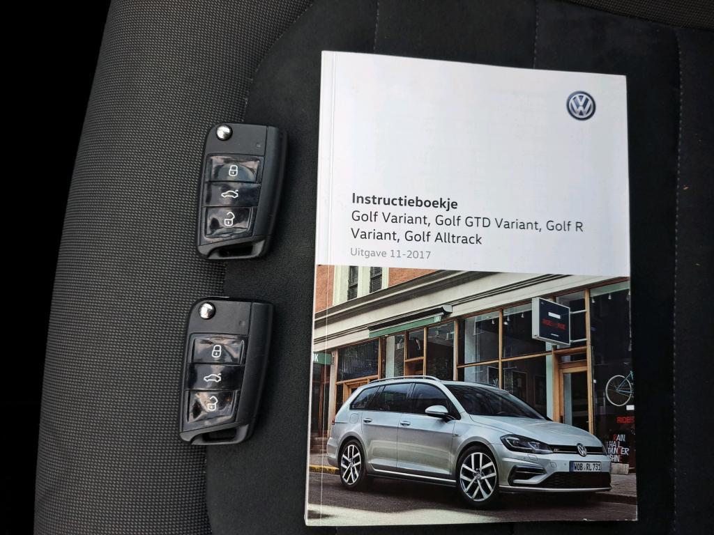 VOLKSWAGEN Golf Variant 81 kW photo