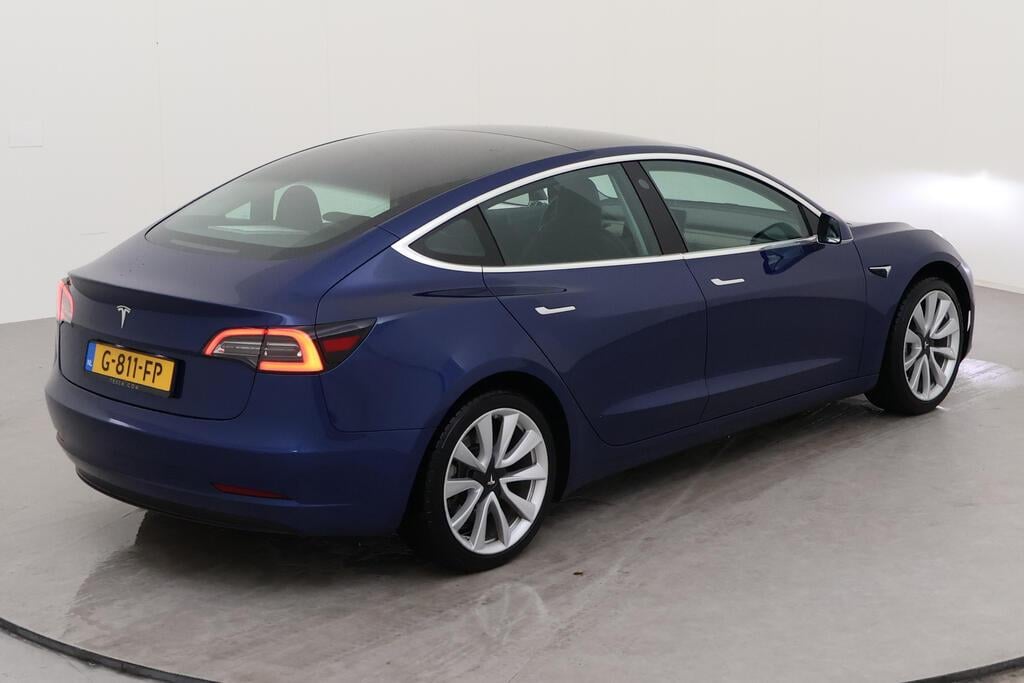 Tesla Model 3 175 kW photo