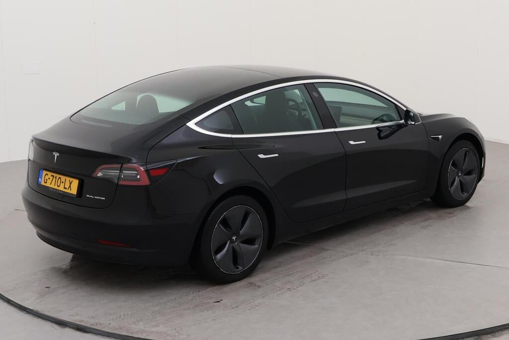 Tesla Model 3 258 kW photo