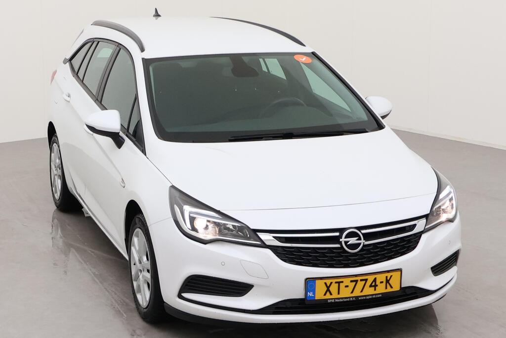 OPEL Astra Sports Tourer 77 kW photo