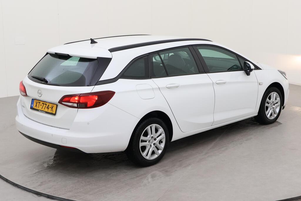 OPEL Astra Sports Tourer 77 kW photo