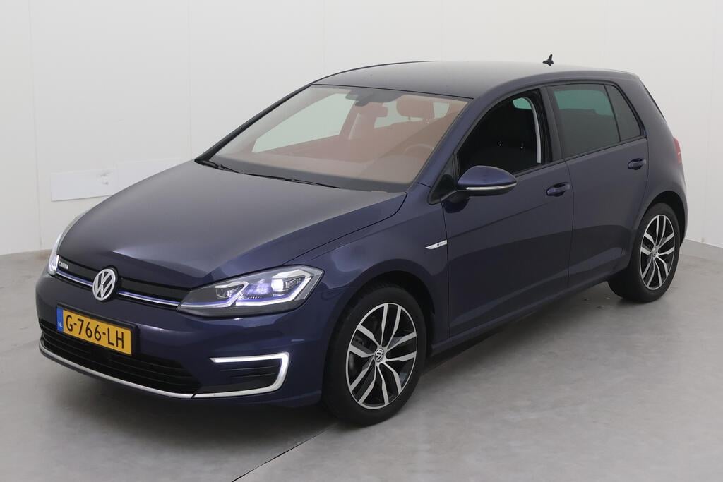 VOLKSWAGEN e-Golf