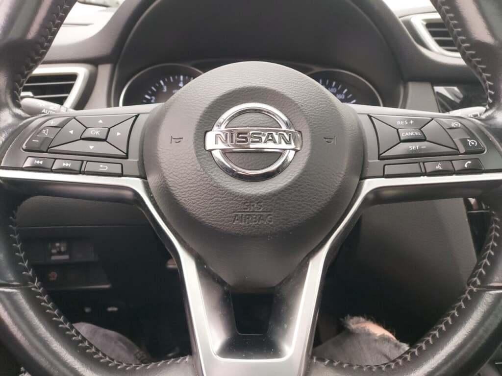 NISSAN Qashqai 1.3 DIG-T Business Edition photo