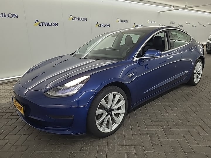 Tesla Model 3 Long Range Dual Motor AWD 4D 335kW