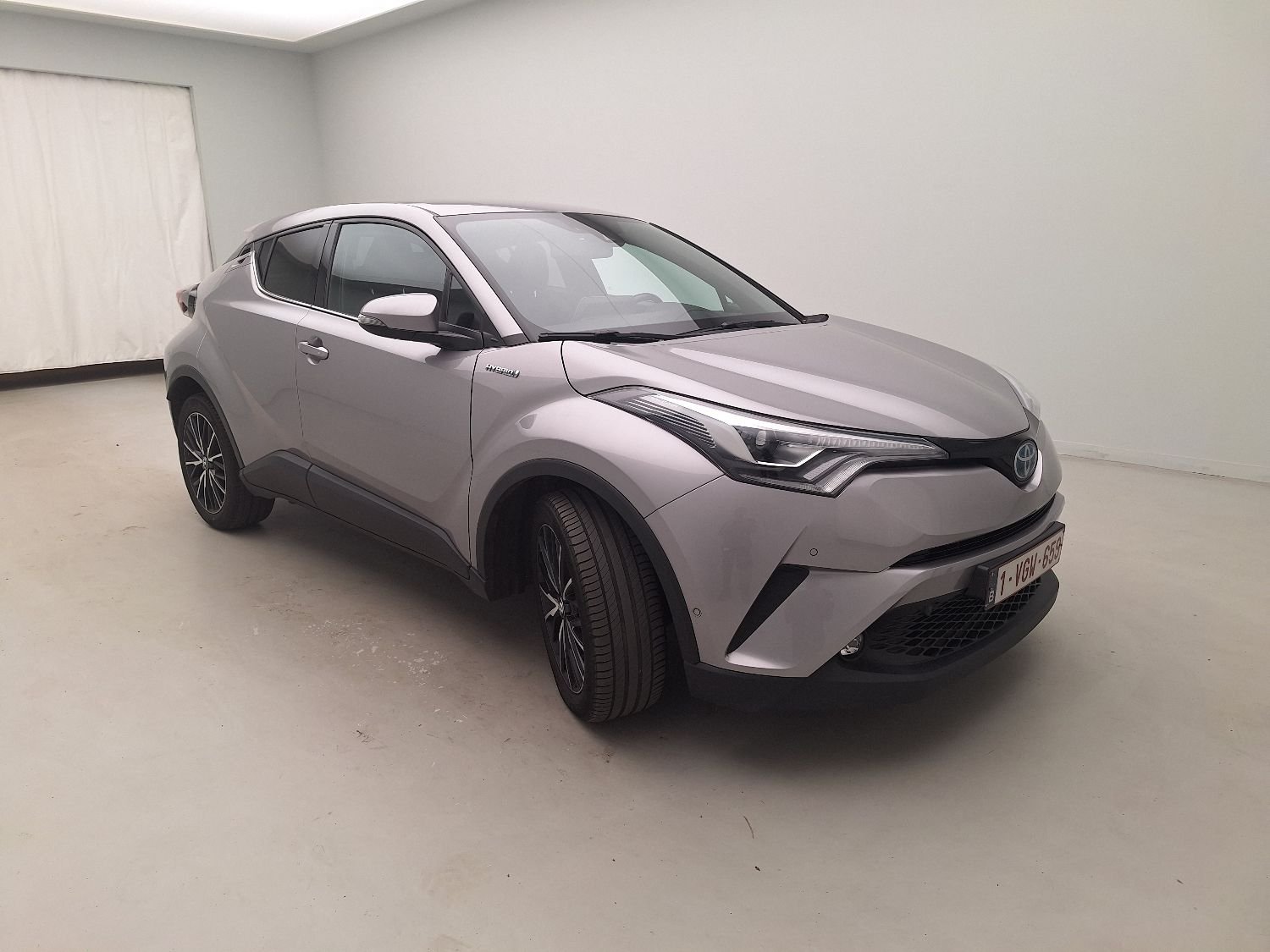 Toyota, C-HR '16, Toyota C-HR 1.8 VVT i-Hybrid C-Hic Aut. 5d photo