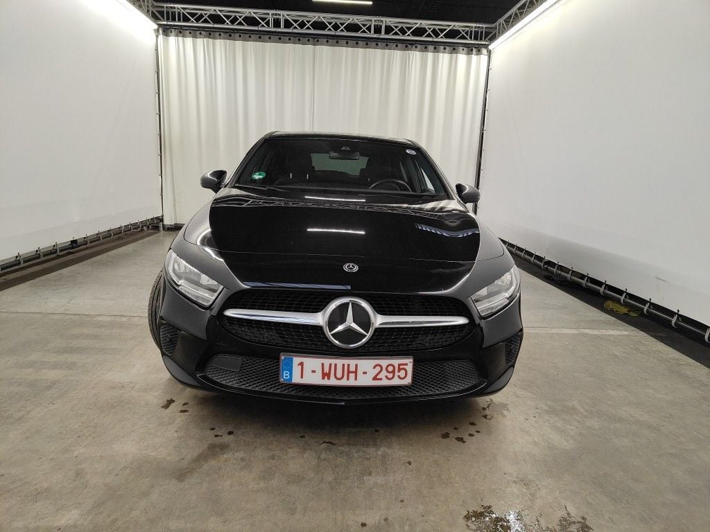 Mercedes-Benz A-Klasse A 200 Business Solution 5d photo