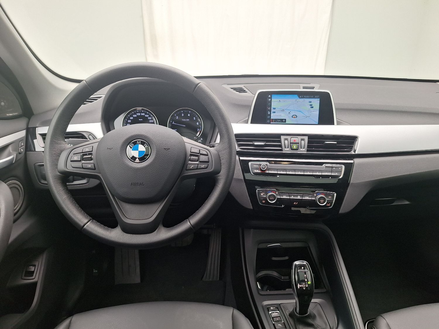 BMW, X1 '15, BMW X1 sDrive18iA (100 kW) 5d photo