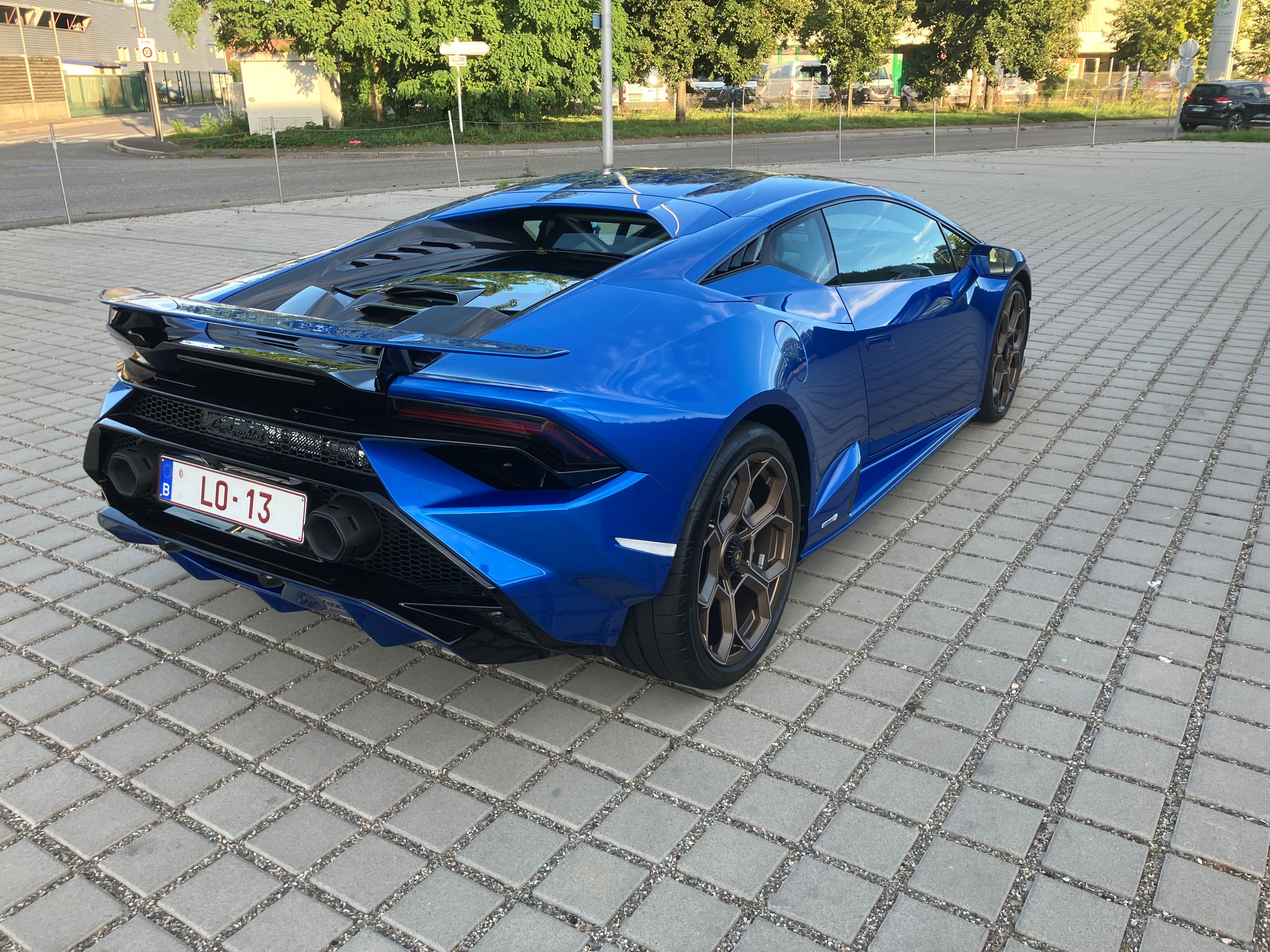 LAMBORGHINI Huracan Huracan 5.2i V10 40v LP640-4 Evo photo