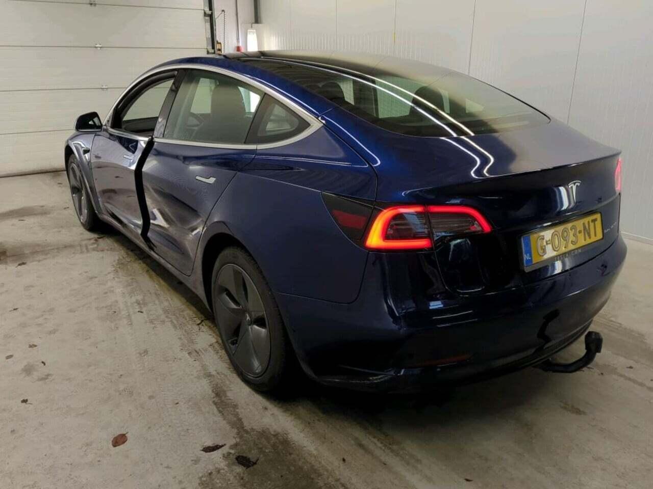 Tesla Model 3 Long R photo