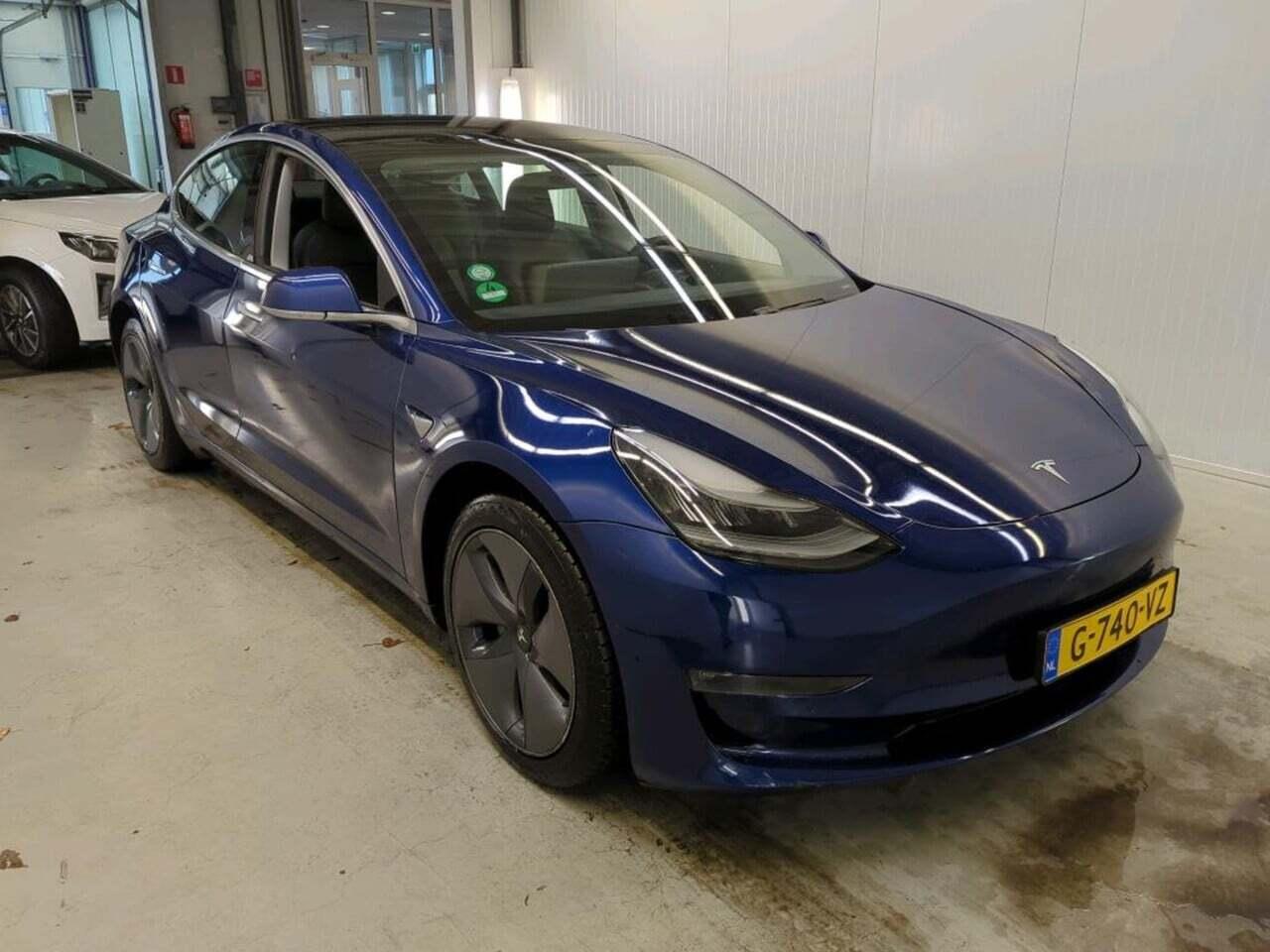 Tesla Model 3 Long R photo