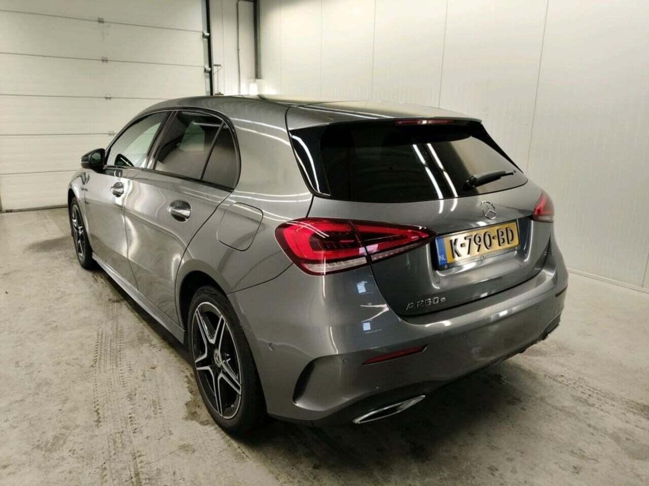 MERCEDES-BENZ A-klasse 250 photo