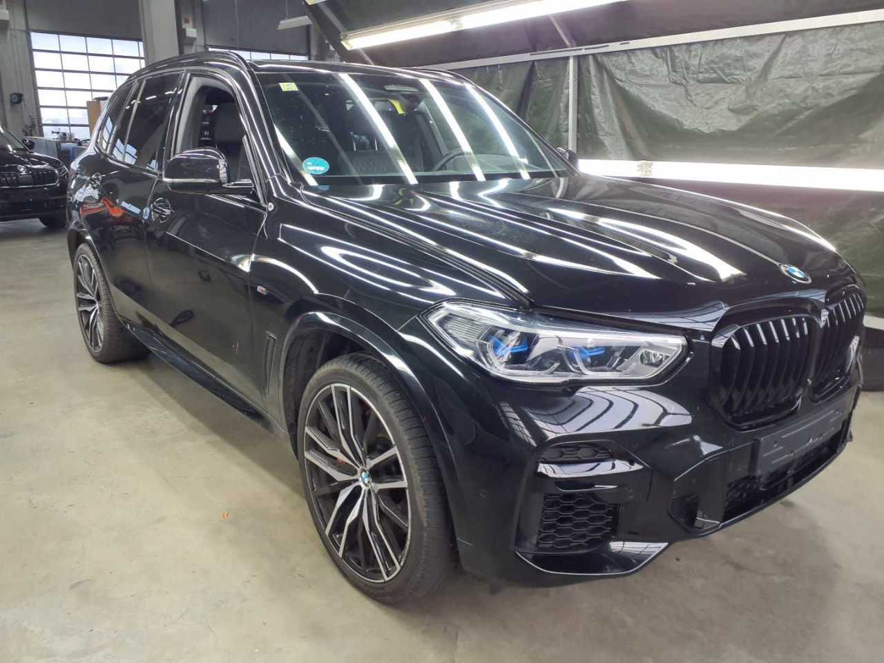 BMW X5 M M Automobile photo