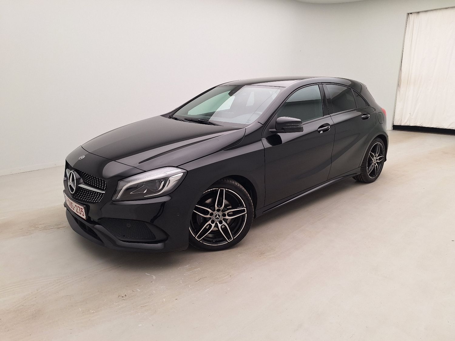 Mercedes, A-klasse FL'15, Mercedes-Benz A-Klasse A 200 d 4MATIC 5d photo