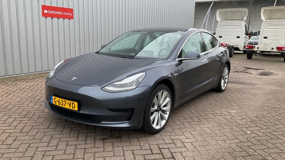 Tesla Model 3 55kWh standard range plus rwd 175kW aut