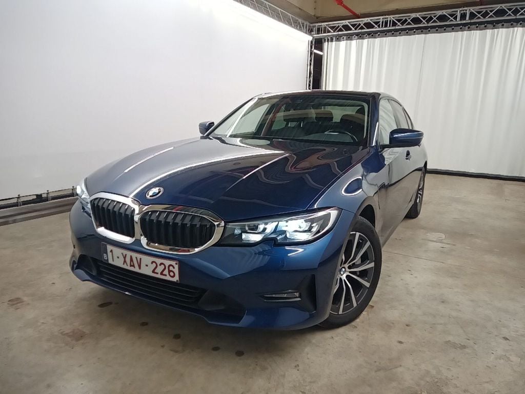 BMW 3 Reeks Berline 330e (135 kW) 4d photo