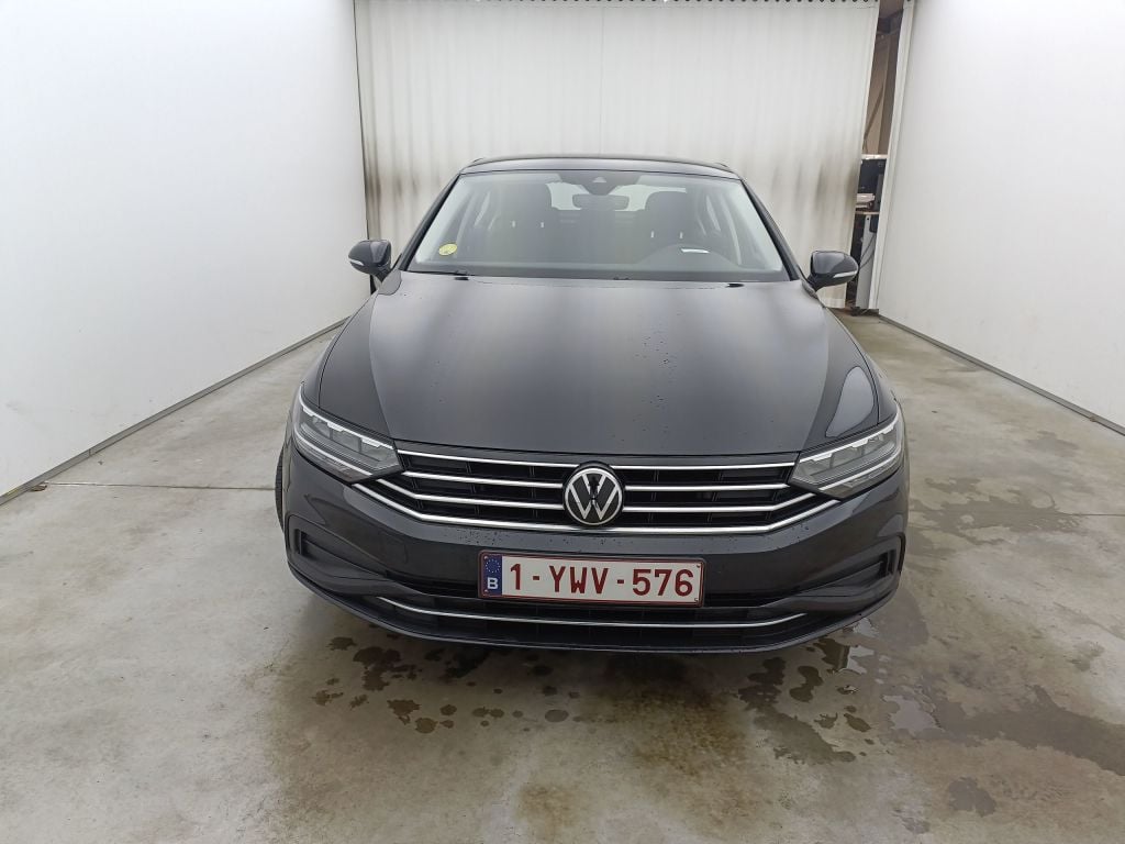 Volkswagen Passat 2.0 TDI 90kW Style DSG 4d