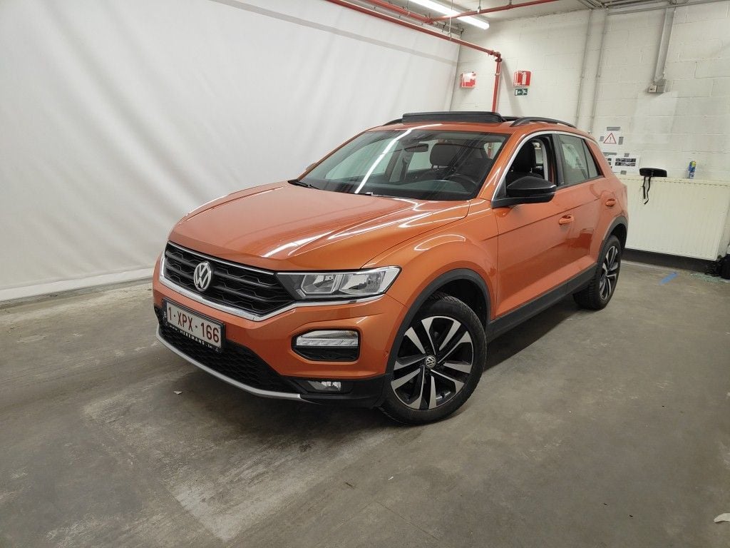 Volkswagen T-Roc 1.5 TSI IQ.Drive 5d photo